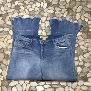 Democracy Kick Flair Cropped Blue Jeans